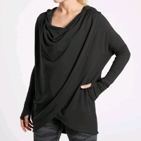 Athleta Sweaters - Athleta Purana Wrap Black Sweatshirt Womens Size‎ M EUC